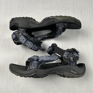 Teva Terra Fi 5 Womens Size 7 Strappy Outdoor Sandals Blue Hiking Open Toe Shoes